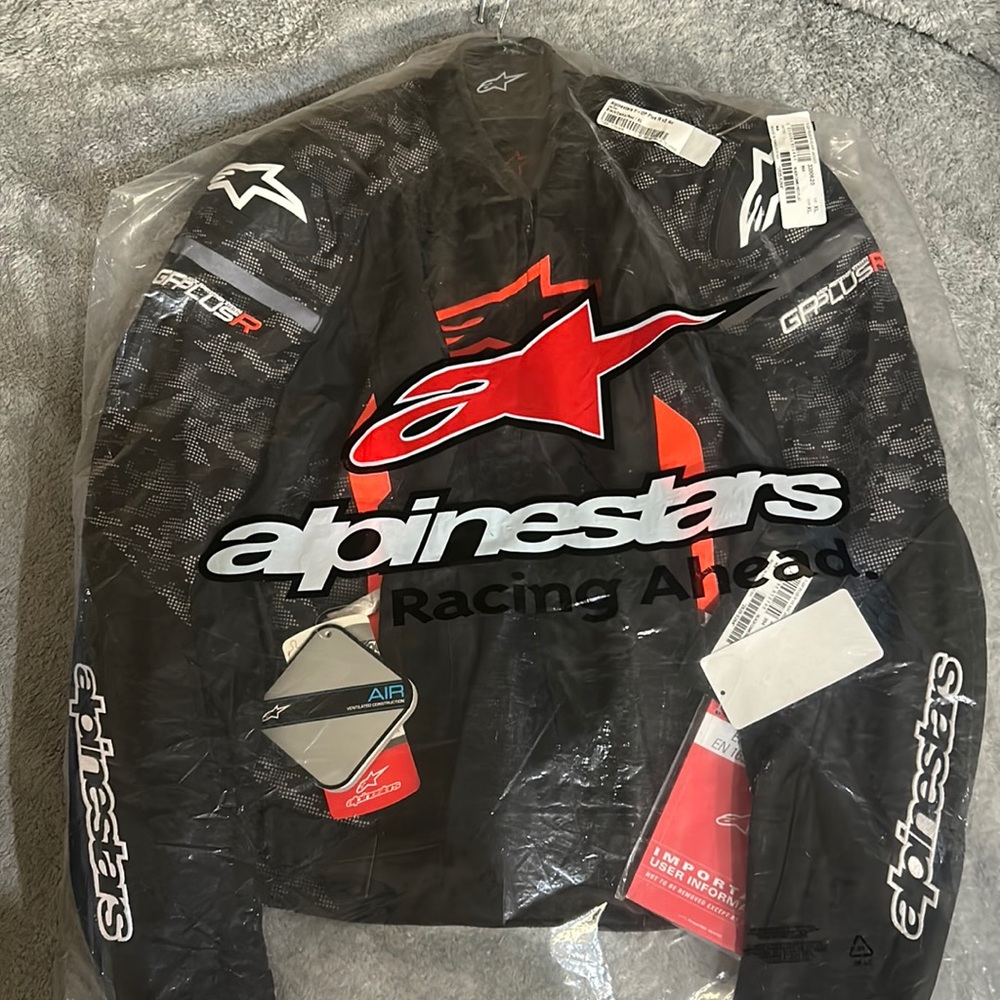 BRAND NEW! Never worn Men’s Alpinestars Padded Motorcycle Jacket